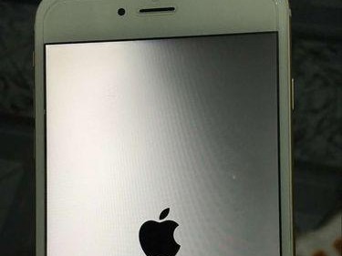 iPhone6Plus的卓越性能与设计（探索全新尺寸和出色功能的旗舰手机）