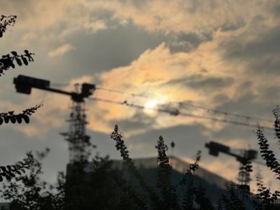 中兴手机青橙系列的产品评测（青橙系列手机性能、摄影、续航等方面的详细测试报告）
