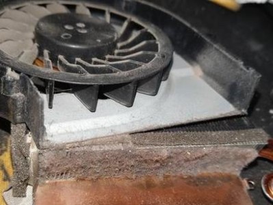 笔记本发烫的影响及解决方法（避免高温带来的损害，保护您的笔记本电脑）